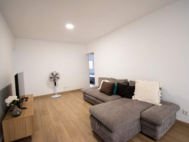 Spacieux T4 de 90 m2 entièrement meublé - Bail Mobilité — photo du bien
