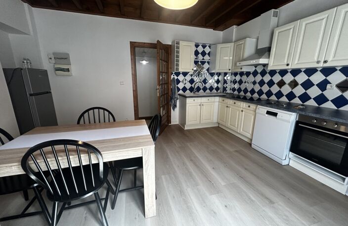 TYPE 2 Meuble — photo 2