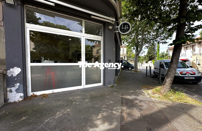 LE JOLI CORNER DU 9EM — photo 3