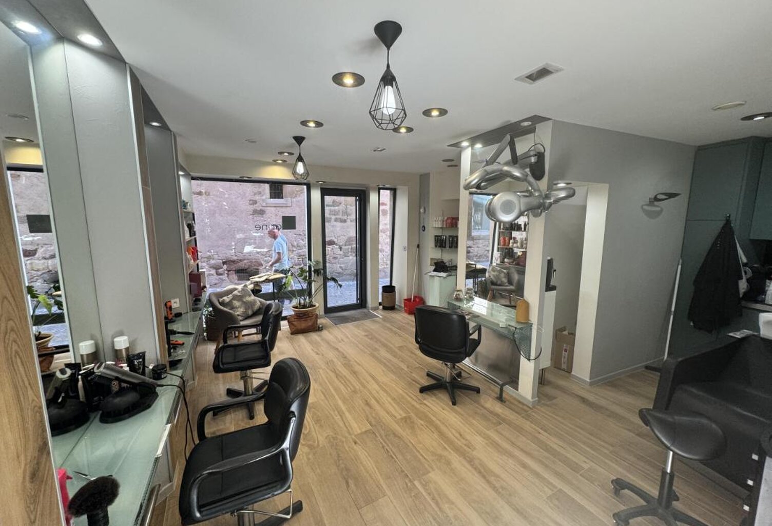 Local commercial 34m² centre ville — photo 1