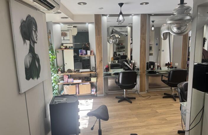 Local commercial 34m² centre ville — photo 3
