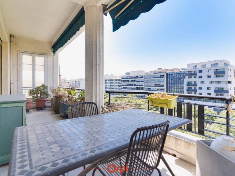 Appartement de 110 m2 avec terrasse, cave, chambre de bonne et garage — photo 1