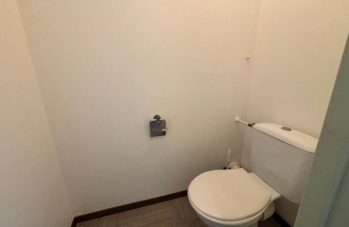 Appartement À Vendre dernier étage avec emplacement parking — photo 3