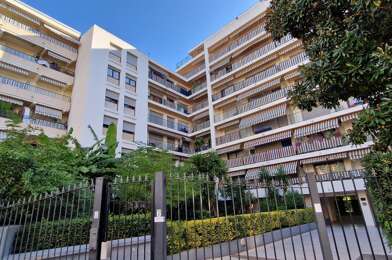 Appartement 1 pièces 705 €