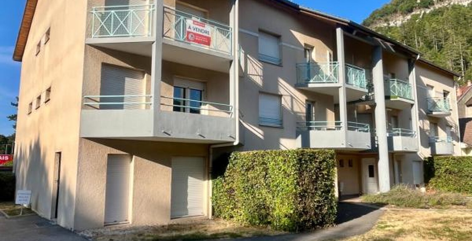 Appartement T4 sur MONTREAL LA CLUSE — photo 1