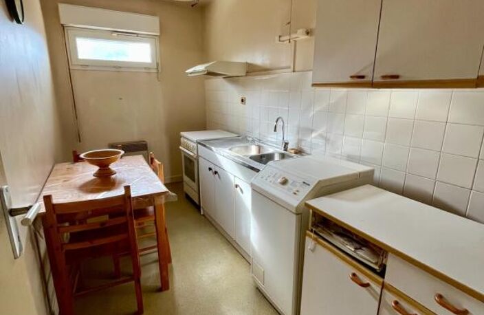 Appartement T4 sur MONTREAL LA CLUSE — photo 4
