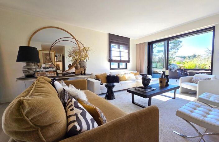 Dinard, Thalassothérapie, belle Villa BBC de 202m² sur parcelle de 400 m² clôturée et paysagée. Rénovation récente de qualité — photo 5