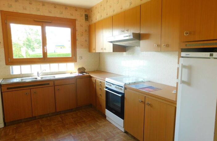 Maison à vendre 7 pièces FOUGERES (35) — photo 4