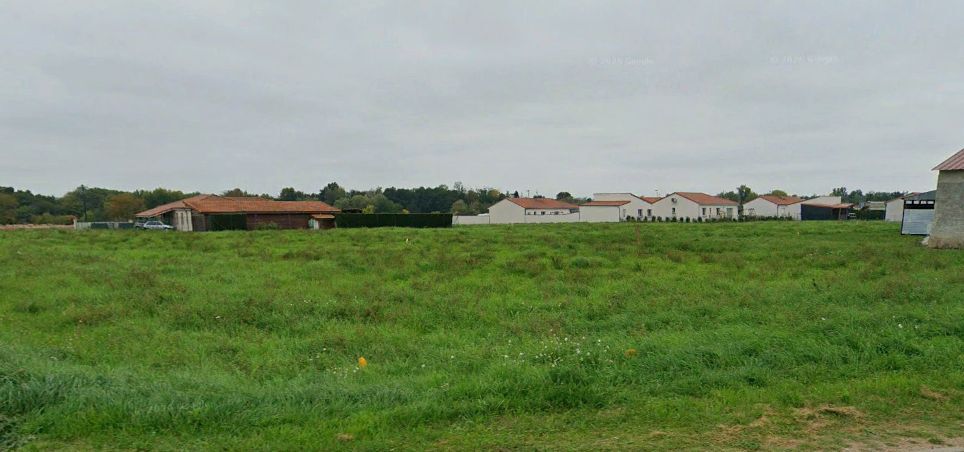 Terrain à bâtir de 855 m² à MARINGUES (63)