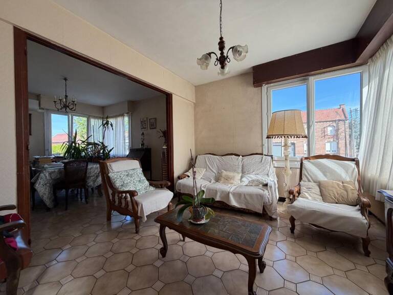 MAISON EN BRIQUES A RENOVER,120M², GRAND SOUS/SOL — photo 1