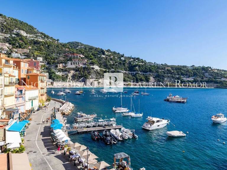 À VENDRE – VILLEFRANCHE-SUR-MER – APPARTEMENT D'EXCEPTION EN FRO — photo 1