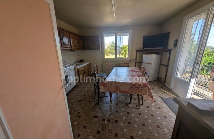 Maison familiale avec sous-sol complet sur 3 264 m² de terrain – Savignac-Lédrier (Dordogne – Périgord Vert) — photo 5