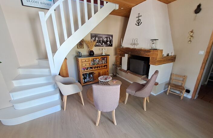 Maison à vendre 7 pièces SAINT MEDARD EN JALLES (33) — photo 2
