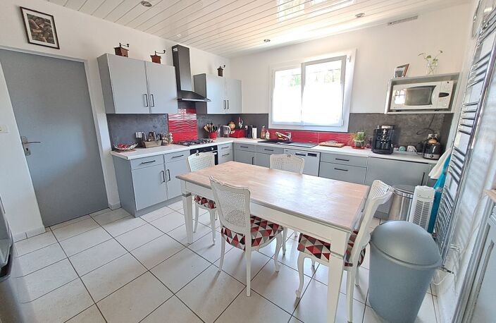 Maison à vendre 7 pièces SAINT MEDARD EN JALLES (33) — photo 4