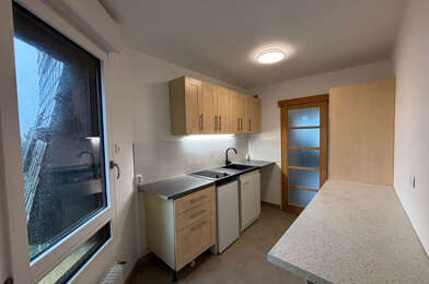 Appartement 3 pièces 985 €