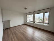 Appartement à louer 3 pièces REIMS (51) — photo 2