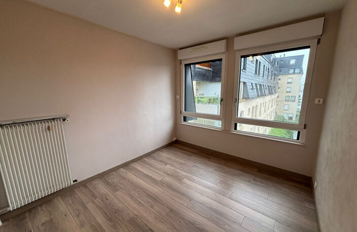 Appartement à louer 3 pièces REIMS (51) — photo 3