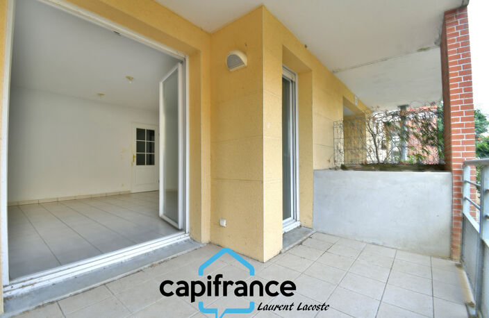 Appartement à vendre 1 pièces L'ISLE JOURDAIN (32) - residence sécurisée parking privatif — photo 3