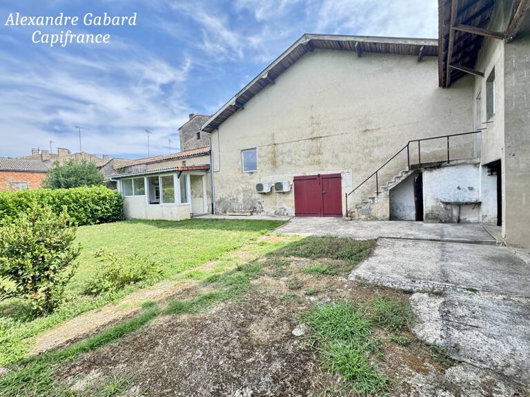 Maison en pierres - 3 chambres -  vaste jardin et grand garage — photo 1