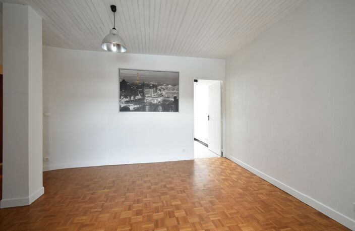 Appartement à louer 1 pièce - 27m² - quartier mairie centre ville de Reims — photo 4