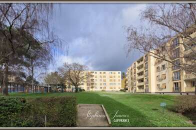 Appartement 3 pièces 991 €