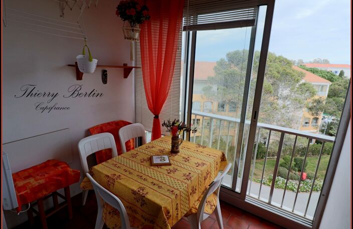 Dpt Var (83), à vendre FREJUS appartement T2 de 26,1 m² — photo 2