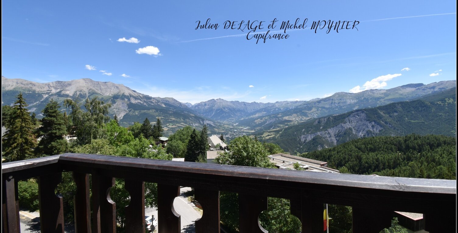 Pra Loup – Appartement plein sud avec vue panoramique, balcon, cave et casier à skis — photo 1