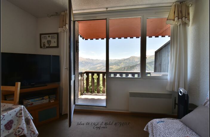 Pra Loup – Appartement plein sud avec vue panoramique, balcon, cave et casier à skis — photo 3