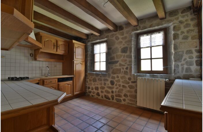 Maison à vendre 4 pièces USSEL (19) — photo 2