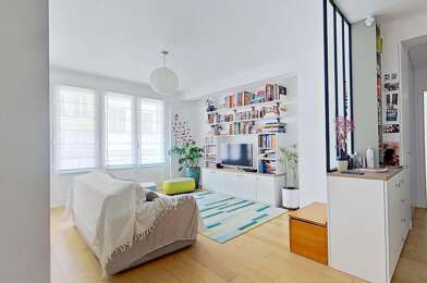 Appartement 5 pièces 4700 €