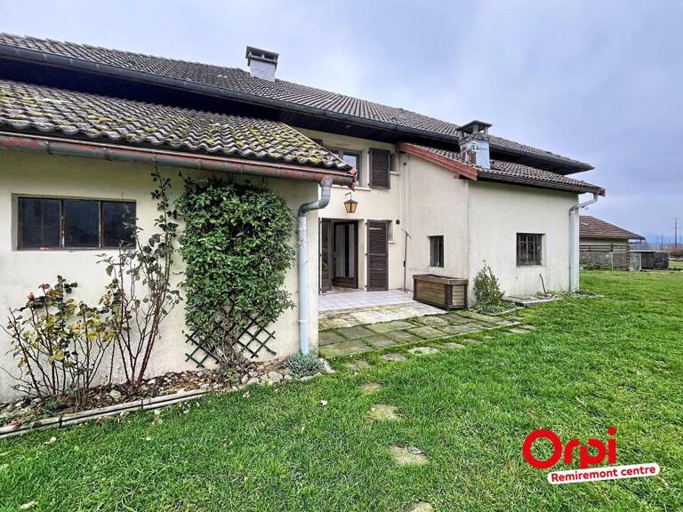 Ancienne ferme de caractère 160 m² avec dépendances — photo 1