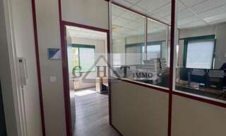 Bureau  670 m² à vendre à Pontault-Combault (77340)