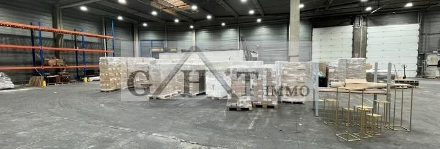 Local industriel  1608 m² à louer à Gonesse (95500)