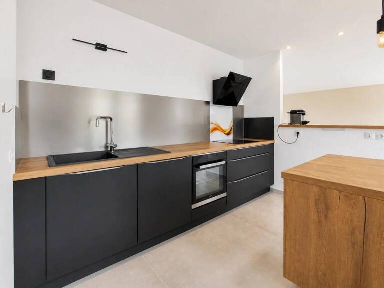 Maison de 4 pièces de 98 m² à Sainte-Soulle — photo 1