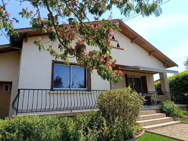 Pins-Justaret, belle maison familiale en cœur de village — photo 1