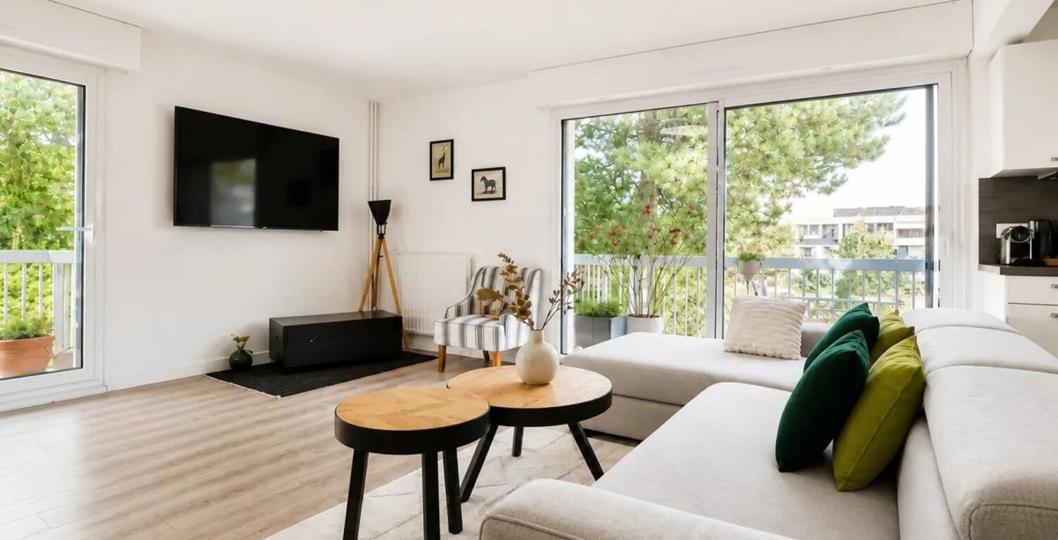Appartement de 4 pièces de 79 m² à Garches — photo 1