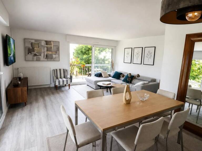 Appartement de 4 pièces de 79 m² à Garches — photo 1