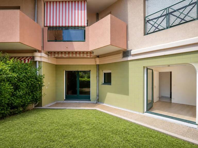 Appartement 2 pièces de 49 m² situé à Annecy — photo 1