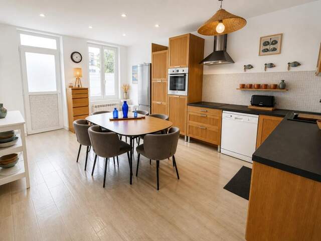 Maison de 7 pièces de 115 m² à Larmor-Baden — photo du bien