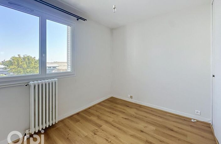 Appartement À Louer — photo 3