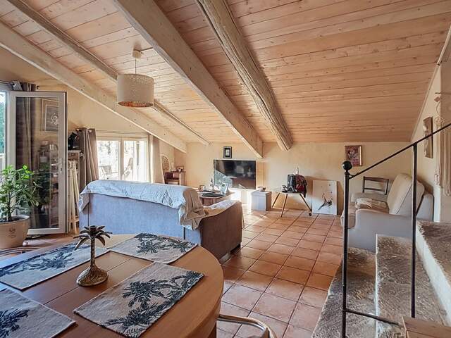 Maison + appartement, garage, extèrieur — photo du bien