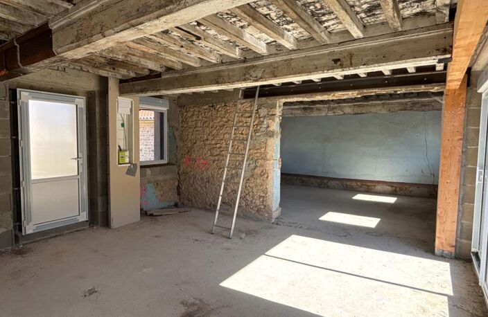 CRÉEZ VOTRE HAVRE DE PAIX SUR MESURE ! Plateau à aménager de 100 m2 à Vaugneray — photo 2