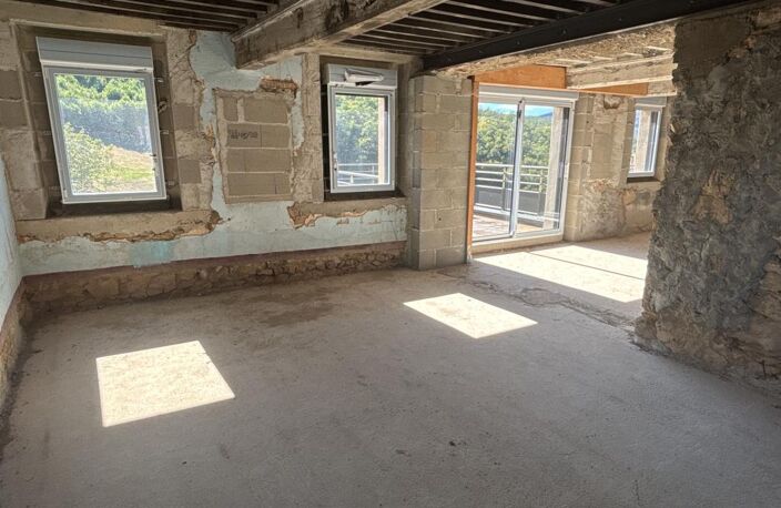 CRÉEZ VOTRE HAVRE DE PAIX SUR MESURE ! Plateau à aménager de 100 m2 à Vaugneray — photo 4