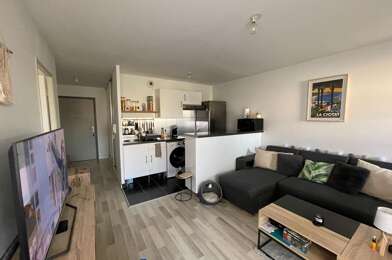 Appartement 2 pièces 815 €