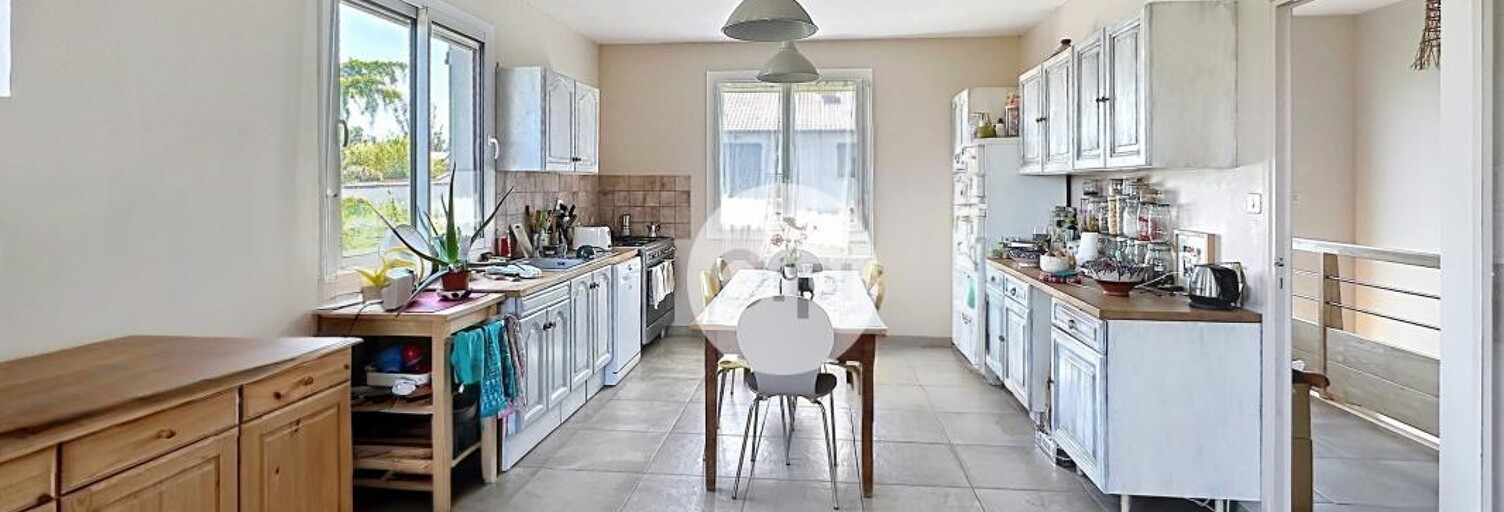 Maison 4 Pièces 140 m² à vendre à Taluyers (69440)