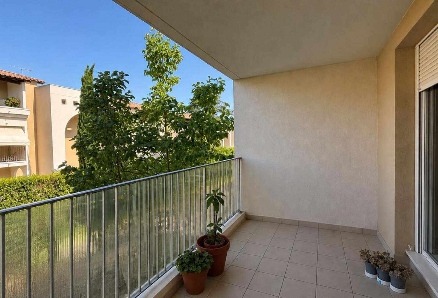 Appartement À Vendre — photo 1