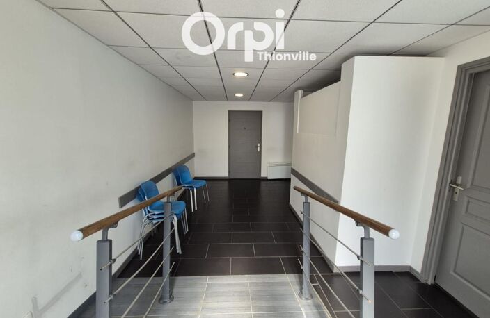 Spacieux local commercial en rez-de-chaussée — photo 2