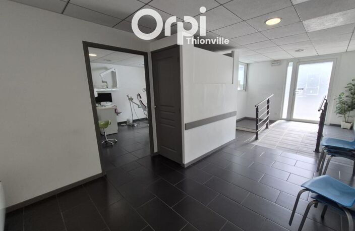 Spacieux local commercial en rez-de-chaussée — photo 4