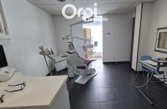 Spacieux local commercial en rez-de-chaussée — photo 5