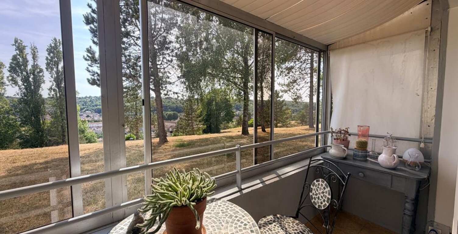 Appartement À Vendre — photo 1
